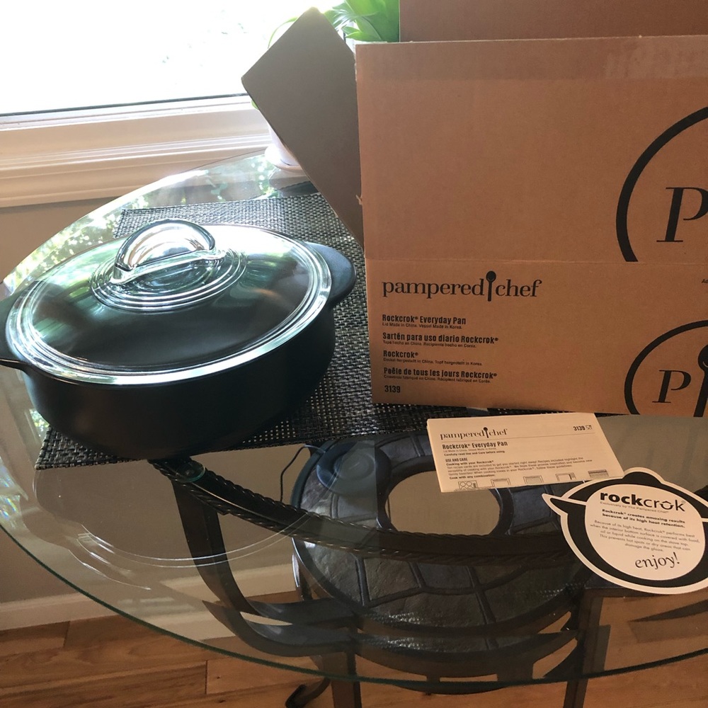 Pampered Chef Everyday Rockcrok Pan